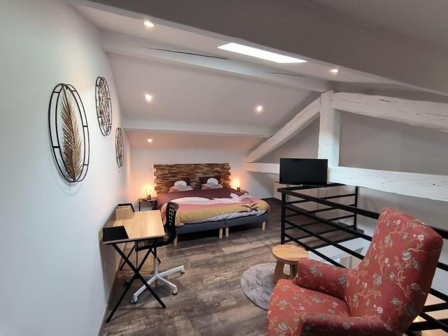 T2 -55M2- Elegant Et Chaleureux Apartment Montbrison Exterior foto